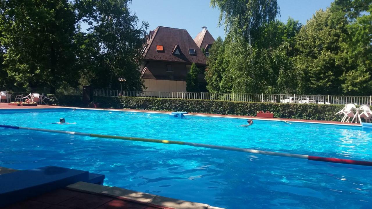 Kek Vitorlas Apartman Gárdony エクステリア 写真